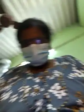 Chat +18 de Tamilselviroja- ao vivo