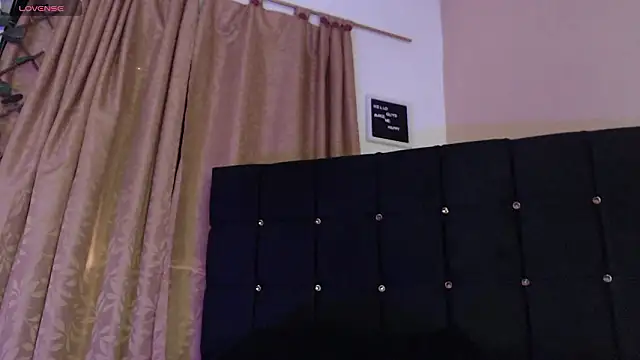 Živý XXX chat charlotte_brawn