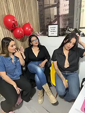 Antonella_Julieta's Live XXX Chat