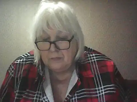 Alexia64231 élő XXX-chatje