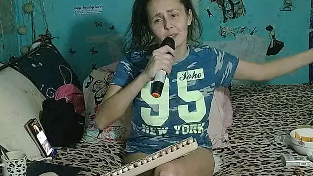 brighteyes77 Live XXX-Chat