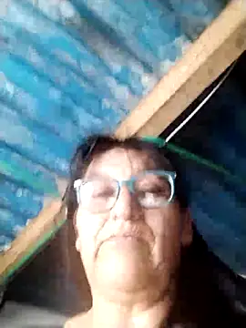 Chat XXX ao vivo de clarita_01