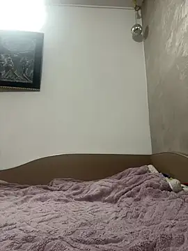 Show modela MikyVesela na web-kameri