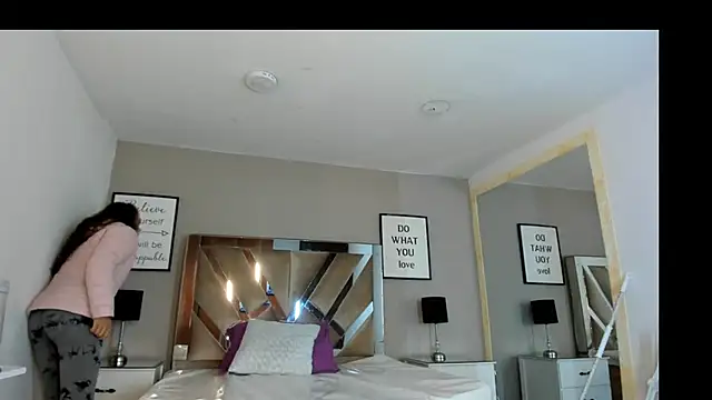 XXX chat uživo modela cellestehot