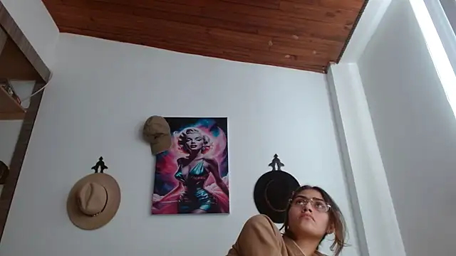 Crystal_Star_: απευθείας συνομιλία ΧΧΧ