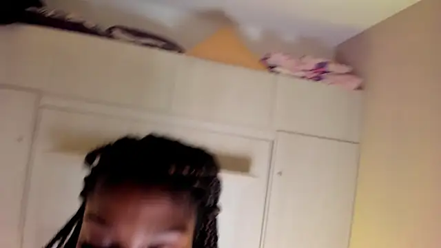 MaraBaker 现场XXX聊天