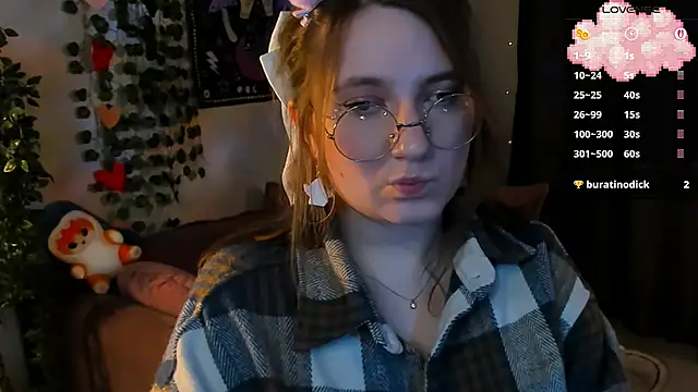 fairy_tara Adlı Modelin Canlı XXX Sohbeti