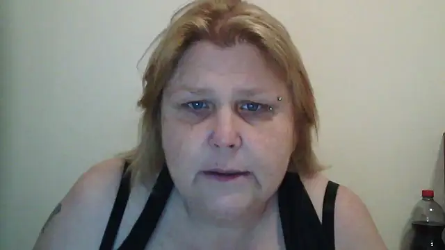 Sylviastar46 Live XXX-chat