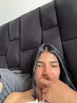 Ema_Rose_ Obrolan Langsung XXX