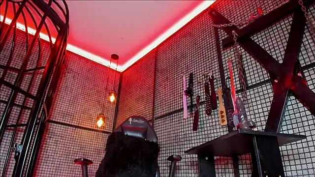 NAILAHARD Live XXX-chat