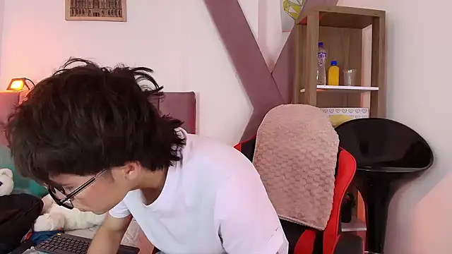 دردشة PepperTwink الجنسية المباشرة