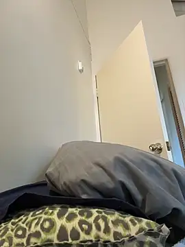 Pokazy przed kamerką – JuicyJamaican