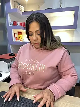 isabella_horney_ Live XXX-chat