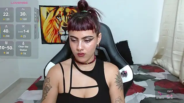 Chat +18 de Divinejewel444 ao vivo