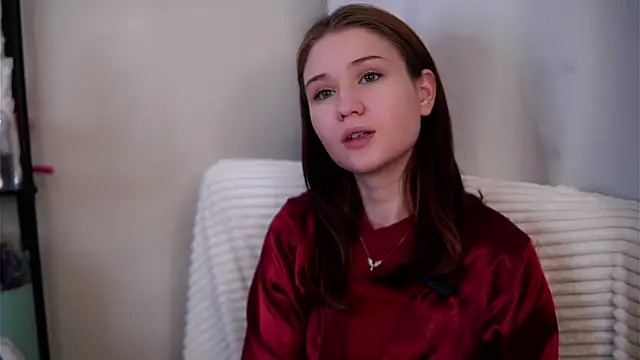 TemikaAltvater Adlı Modelin Canlı XXX Sohbeti