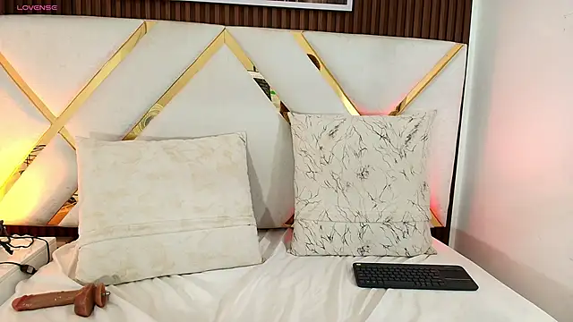 Violet_Tender_'s Live XXX Chat