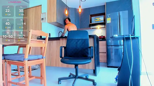 fitnolan's Live XXX Chat