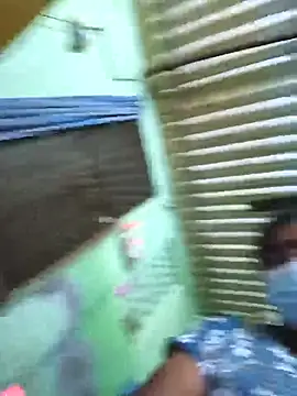 Živý XXX chat Tamilselviroja-