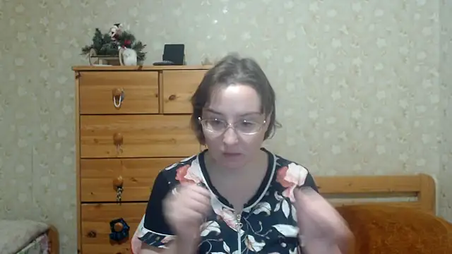 Chat +18 de Smart_Rose ao vivo