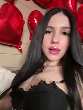 SofiaLaLight Adlı Modelin Canlı XXX Sohbeti