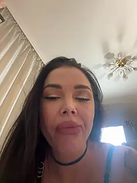 Czat XXX na żywo – StripBianka