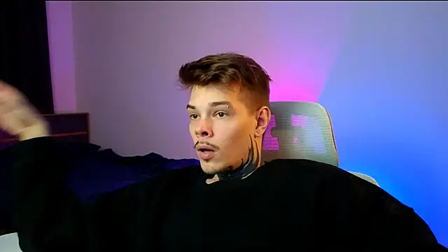 DENIS_HERE 网络视讯表演