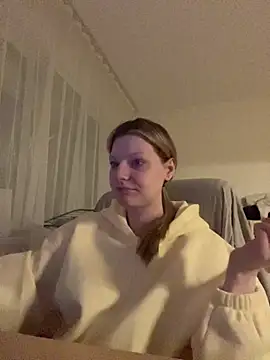 دردشة MaryHiggins الجنسية المباشرة