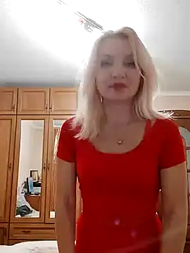 MiraStar984n Live XXX chat