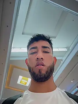 liam_bronw 现场XXX聊天