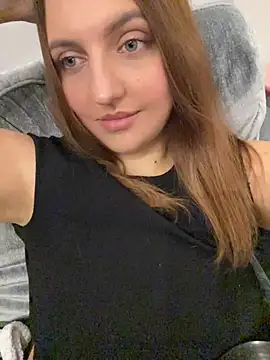 AliceDesmee's Live XXX Chat