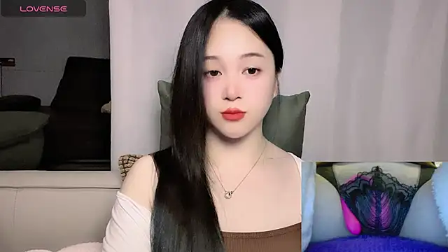 แชท XXX สดของ woaiqinqin