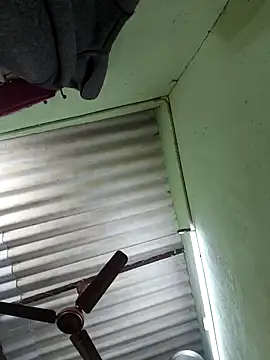 Tamilselviroja- Adlı Modelin Canlı XXX Sohbeti