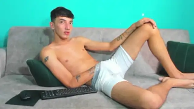 Maikol_Ortiz Live XXX Chat