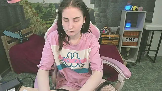 แชท XXX สดของ KiraDuvall