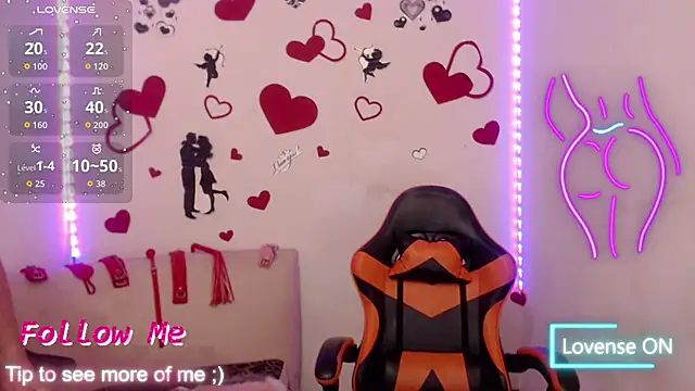 Онлайн чат XXX sofiacurvy_45