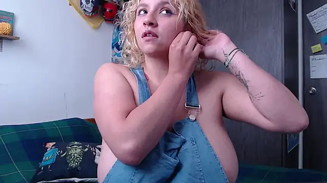 Chat XXX en directo de Crystal_shadow