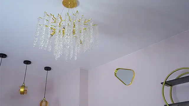 SunnivaCovilのウェブカメラショー