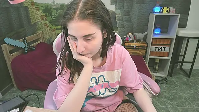 KiraDuvall Live XXX-Chat