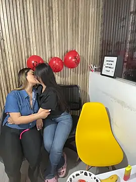 Živý XXX chat Antonella_Julieta