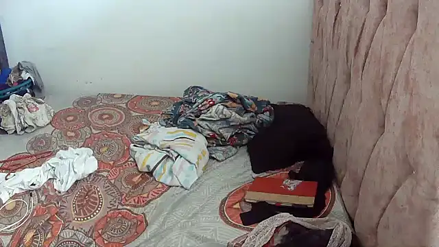 charrysexy1 – webcam-show