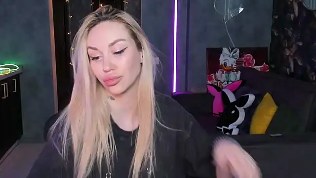 Blckmirrorr's Live XXX Chat