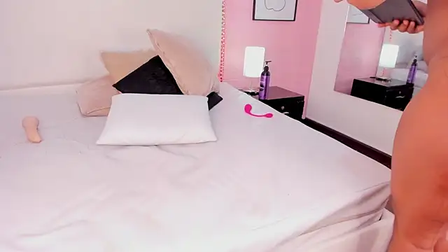 Isabella_moreau Adlı Modelin Canlı XXX Sohbeti