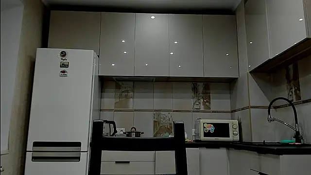 Dianasi's Live XXX Chat