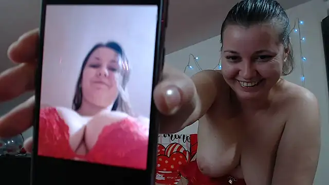 Chatroom XXX en direct de SweetMaddy888