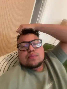 Mikelmore webkamerás műsora