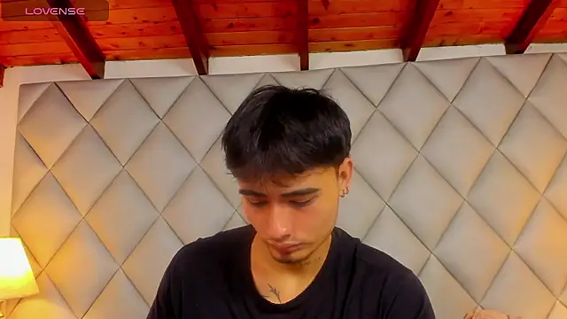 Živý XXX chat Clement_Reyes