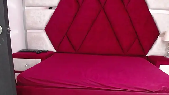 Kity_spiderr's Live XXX Chat