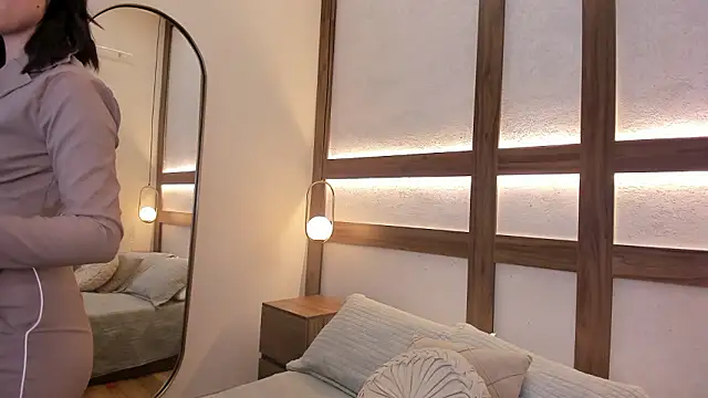 دردشة SarhaVega الجنسية المباشرة