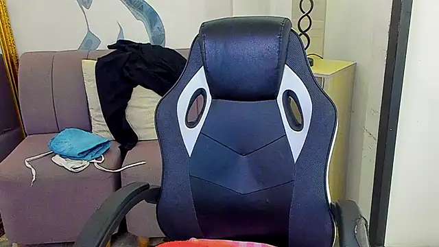 CarolineFyre webkamerás műsora