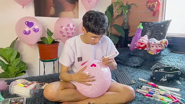 Chat XXX ao vivo de Andy_Belier23